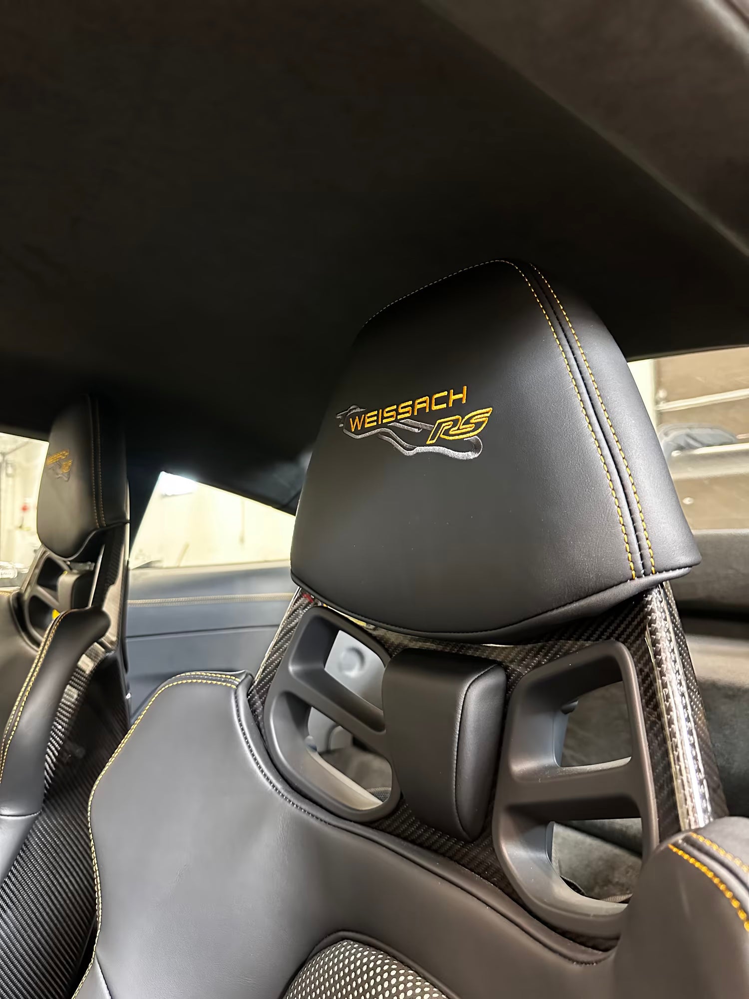 Nettoyage et polissage – Lavage de véhicules et motos à Montréal