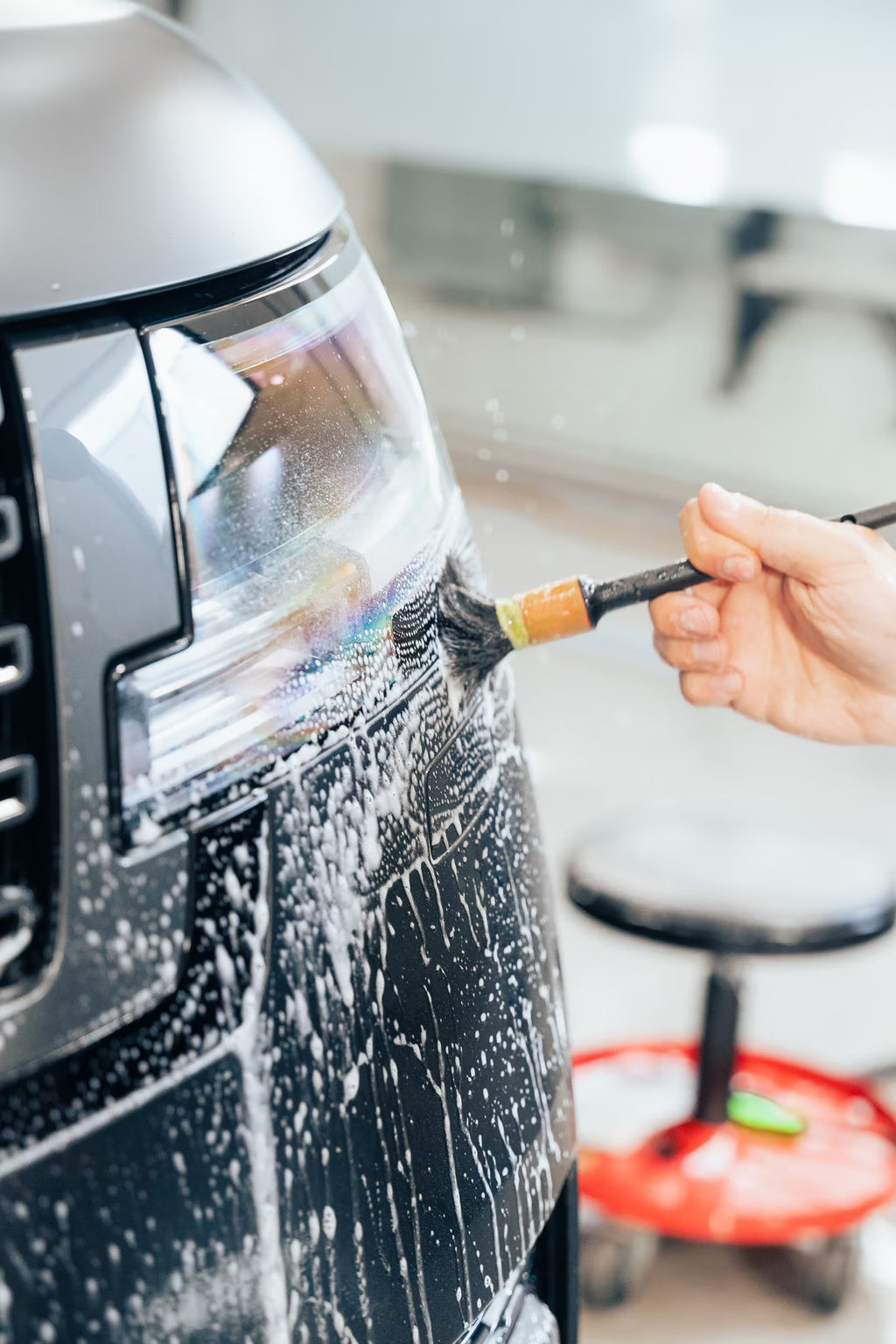 Nettoyage et polissage – Lavage de véhicules et motos à Montréal